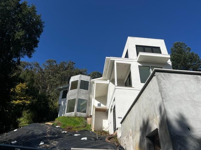 Photo of 19042 Overlook Rd in Los Gatos, CA