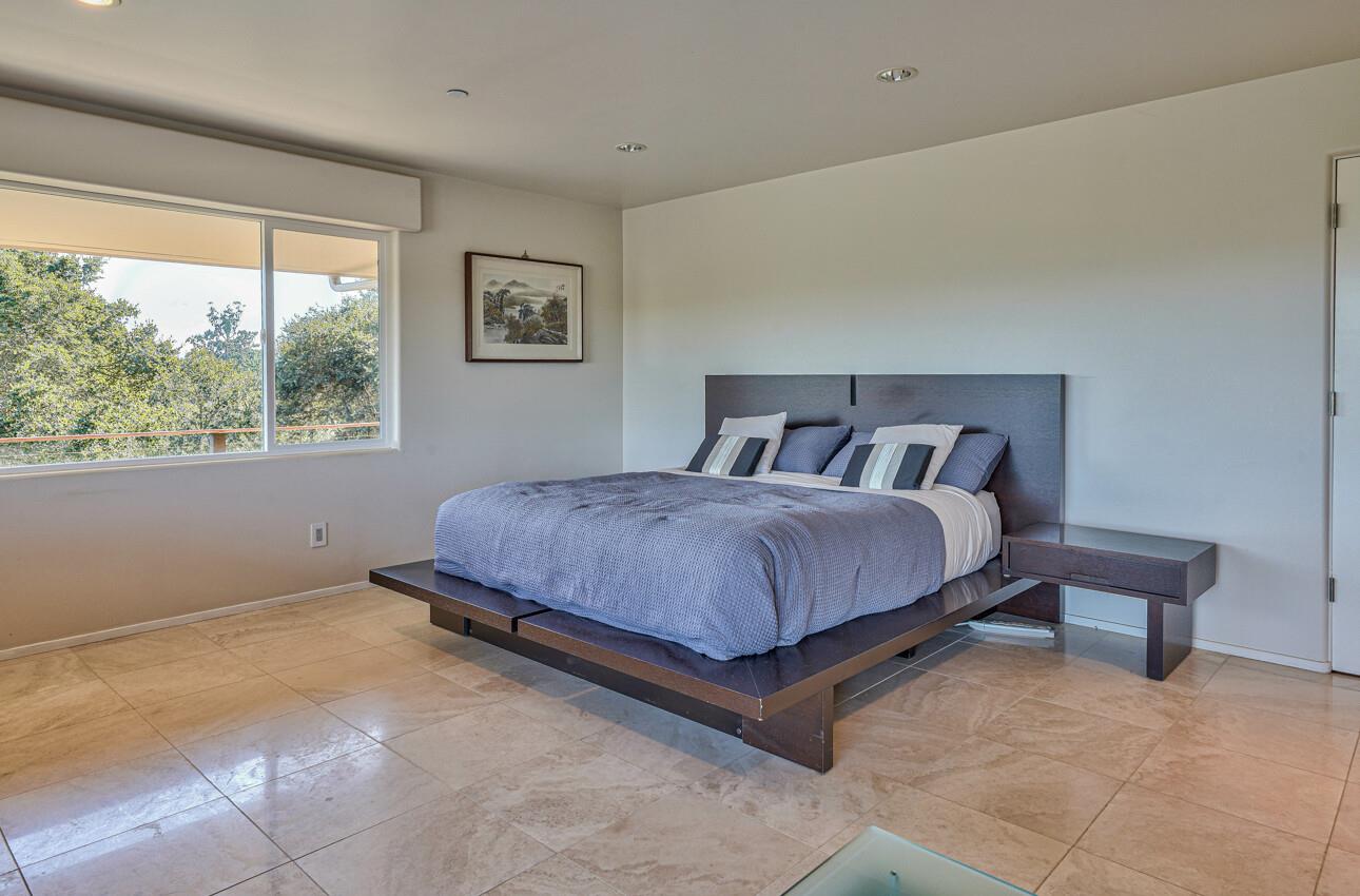 Detail Gallery Image 23 of 66 For 8937 Hidden Canyon Rd, Salinas,  CA 93907 - 4 Beds | 3/1 Baths