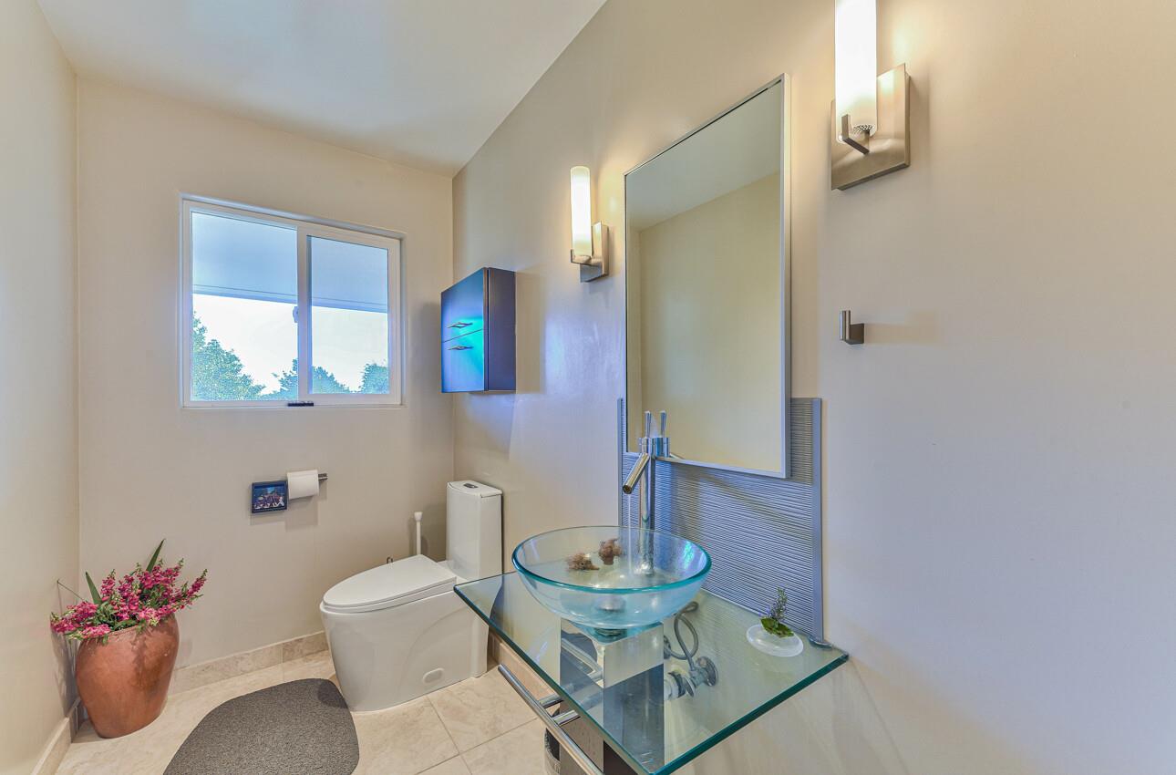 Detail Gallery Image 32 of 66 For 8937 Hidden Canyon Rd, Salinas,  CA 93907 - 4 Beds | 3/1 Baths