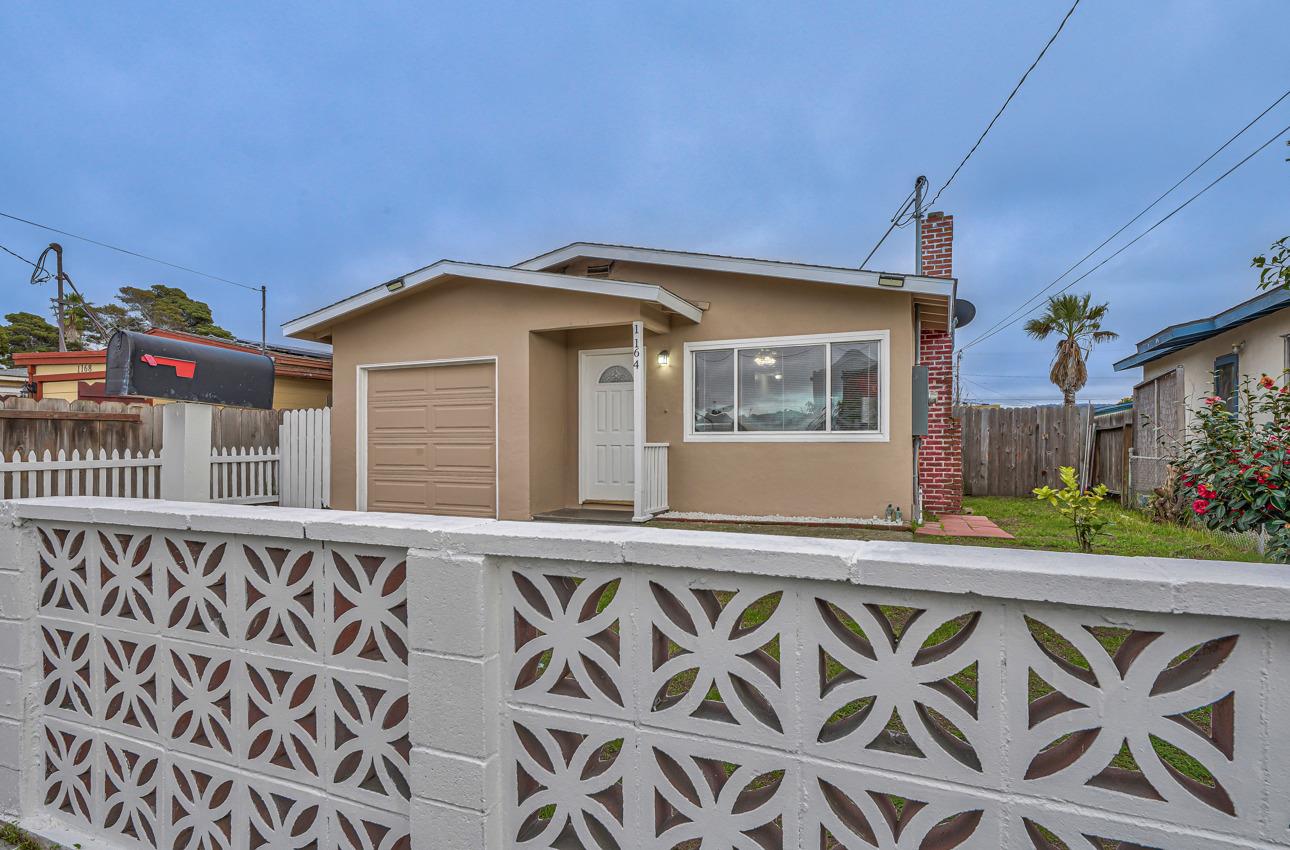 Detail Gallery Image 2 of 24 For 1164 Phoenix Ave, Seaside,  CA 93955 - 3 Beds | 1 Baths
