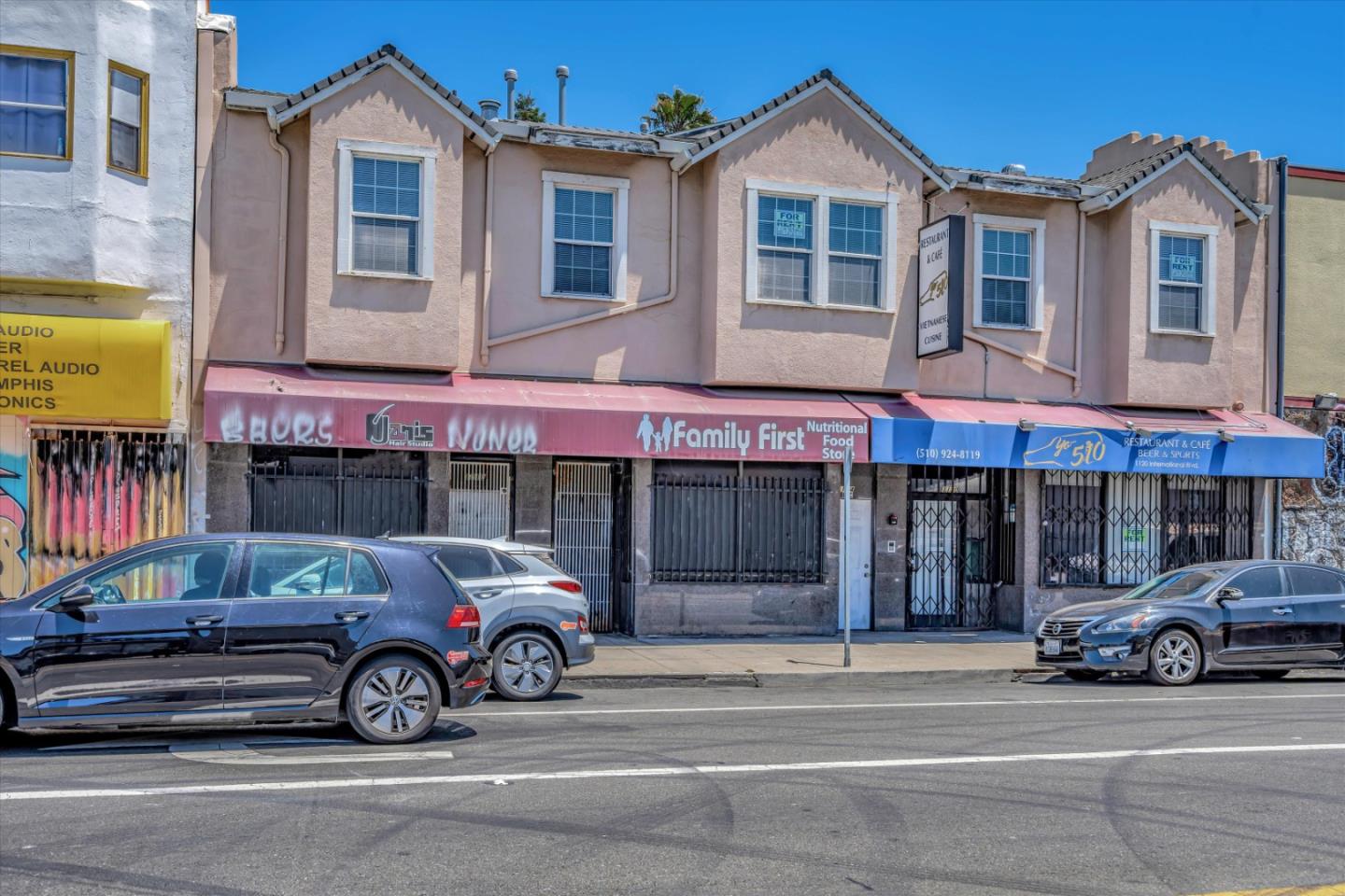 1110-1118 International Blvd  