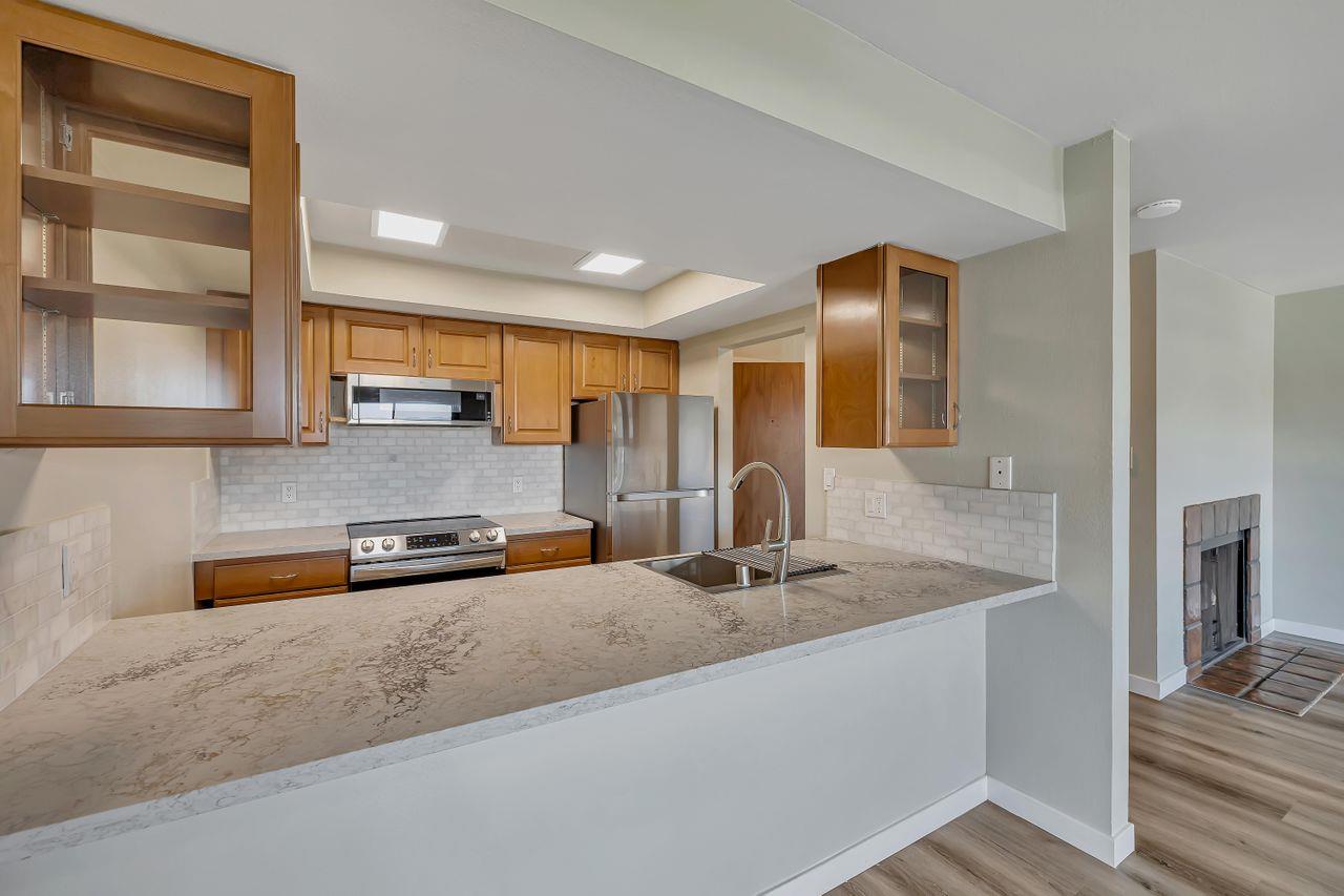 Detail Gallery Image 10 of 28 For 456 Mariners Island Blvd #215,  San Mateo,  CA 94404 - 1 Beds | 1 Baths
