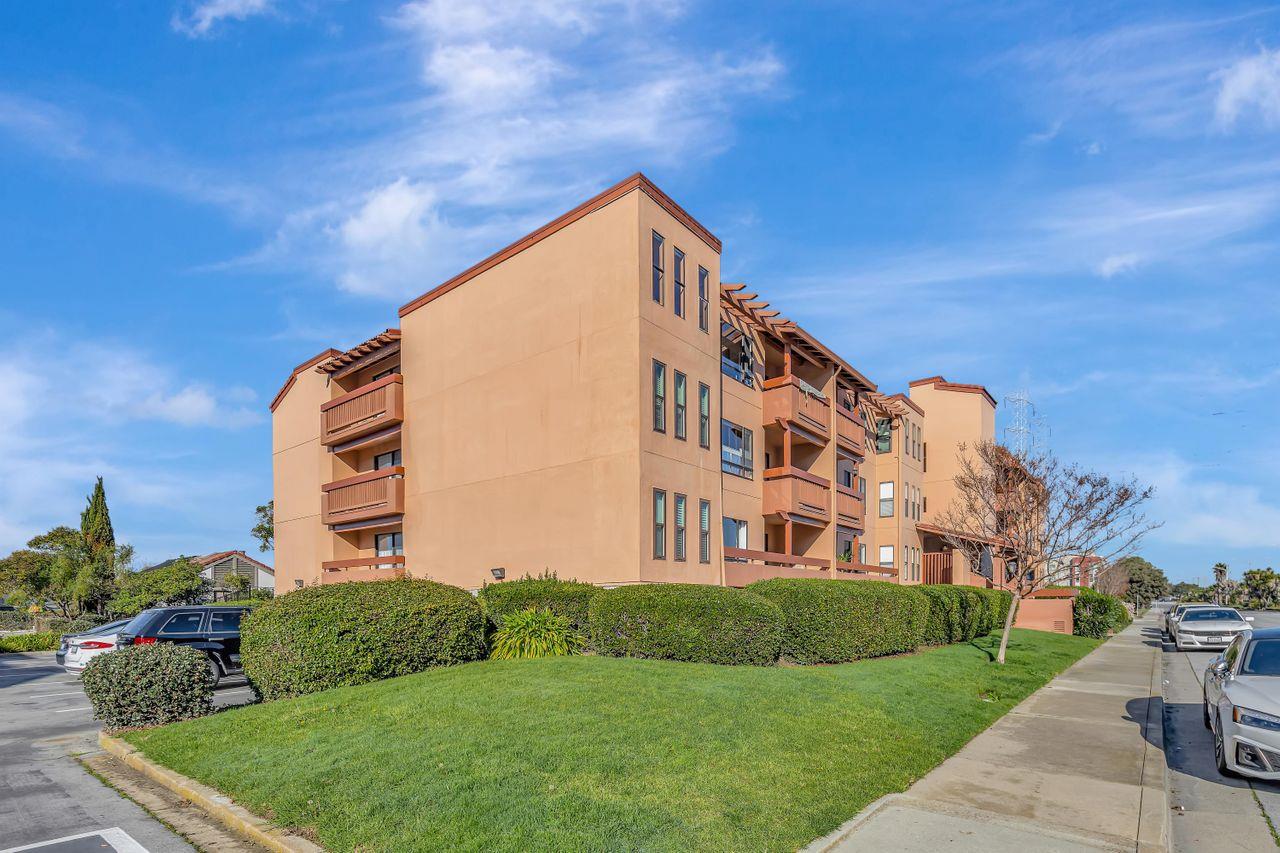 Detail Gallery Image 2 of 28 For 456 Mariners Island Blvd #215,  San Mateo,  CA 94404 - 1 Beds | 1 Baths