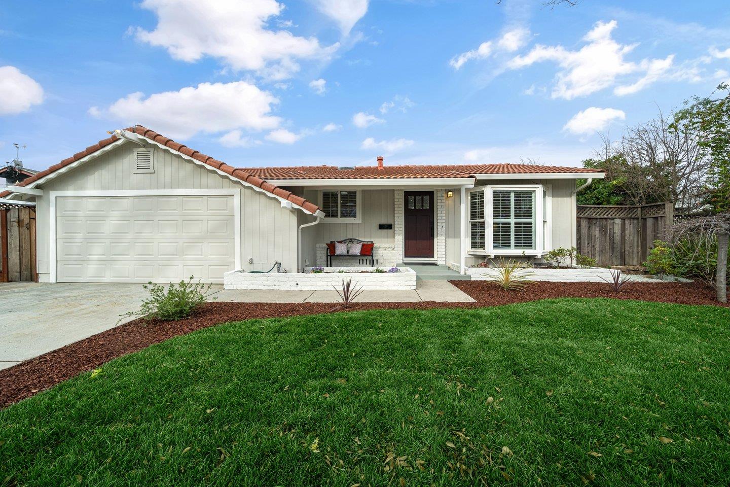 Detail Gallery Image 1 of 1 For 4883 Country Ln, San Jose,  CA 95129 - 3 Beds | 2 Baths