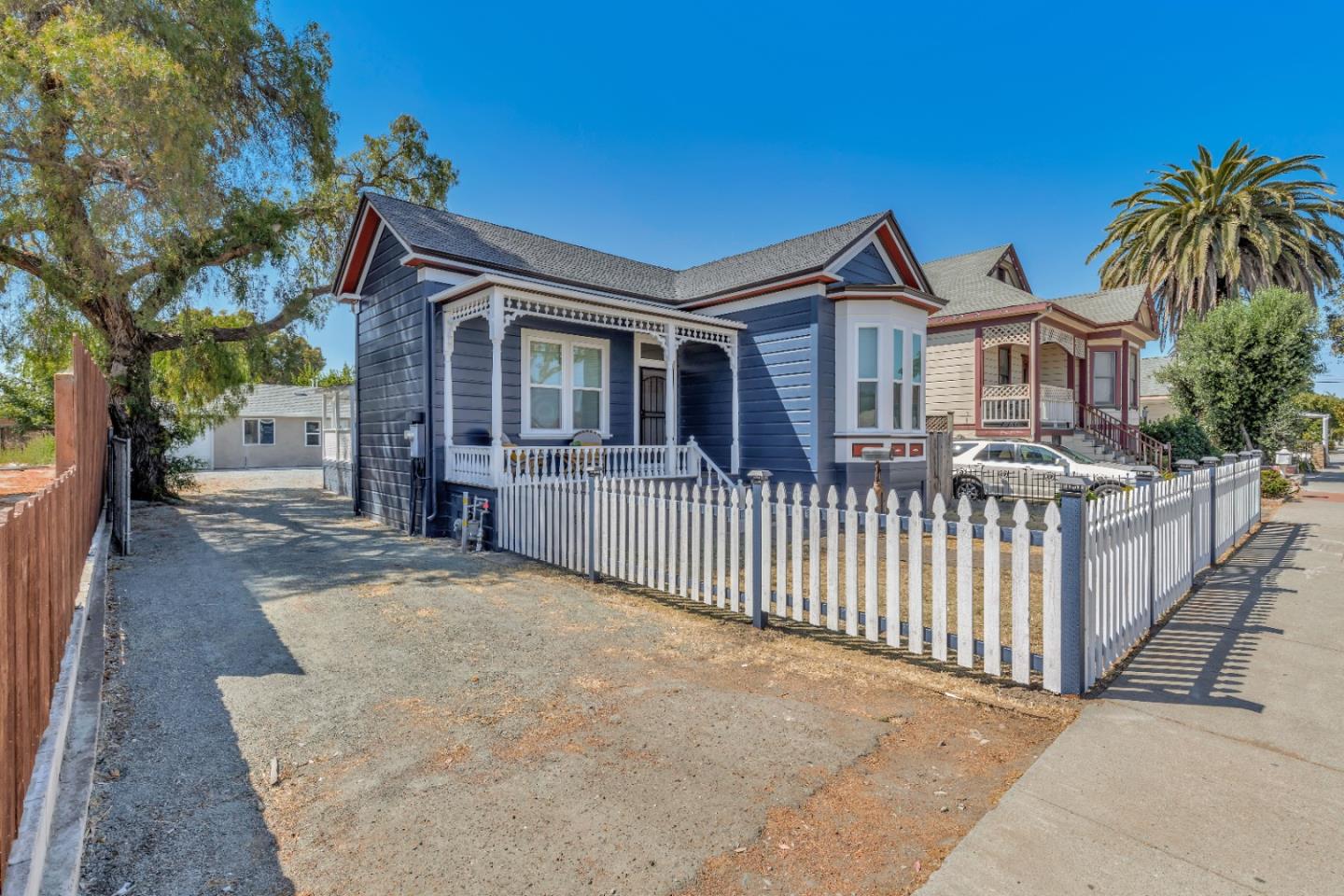 7634 Thornton Avenue, Newark, CA 