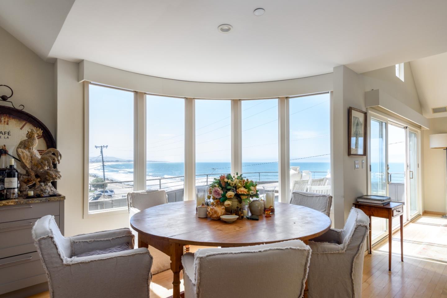 Detail Gallery Image 9 of 47 For 215 Mirada Rd, Half Moon Bay,  CA 94019 - 5 Beds | 5 Baths