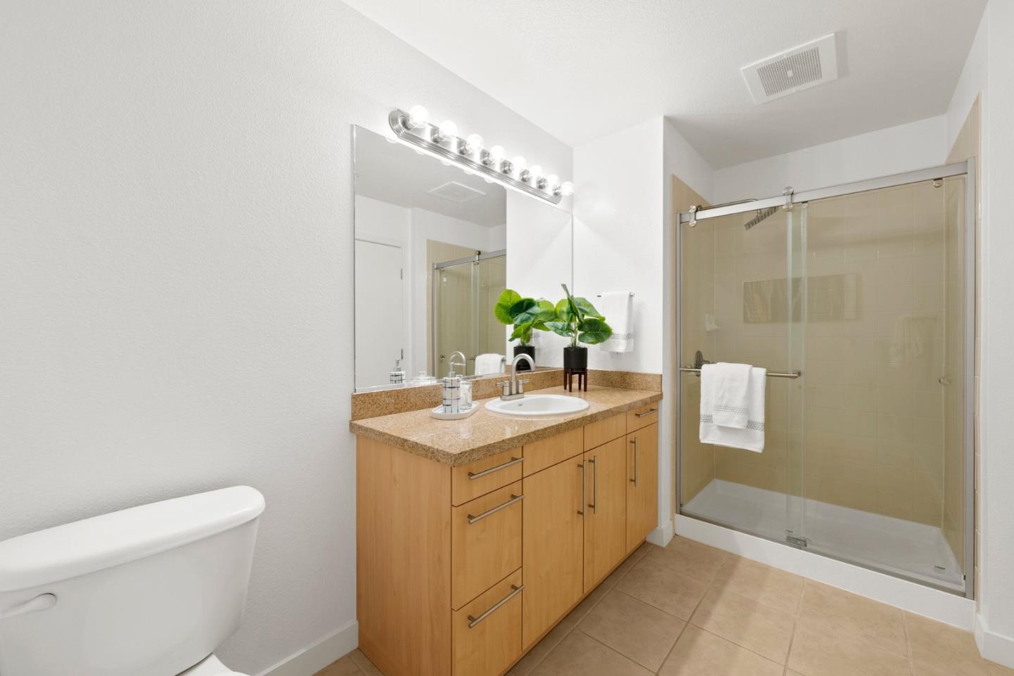 Detail Gallery Image 18 of 75 For 88 Bush St #4106,  San Jose,  CA 95126 - 2 Beds | 2 Baths