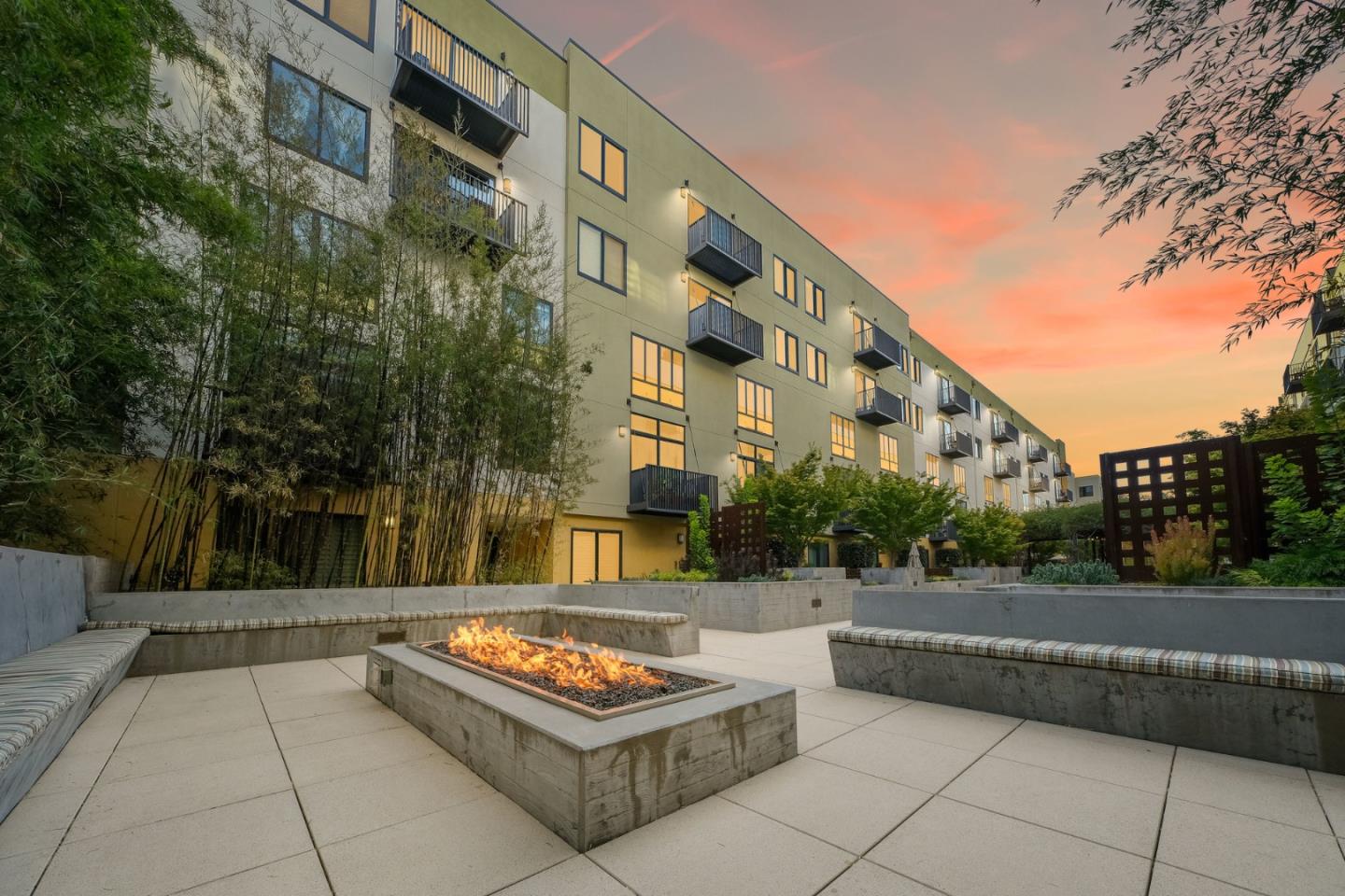 Detail Gallery Image 59 of 75 For 88 Bush St #4106,  San Jose,  CA 95126 - 2 Beds | 2 Baths