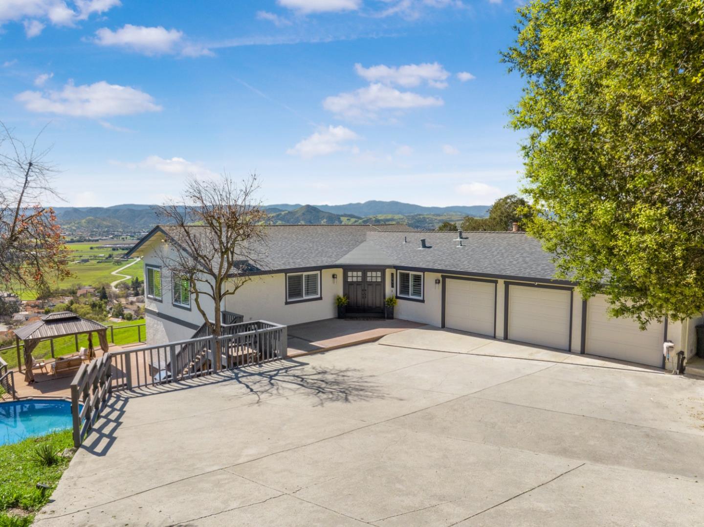 2990 E Dunne Ave, Morgan Hill, CA 95037