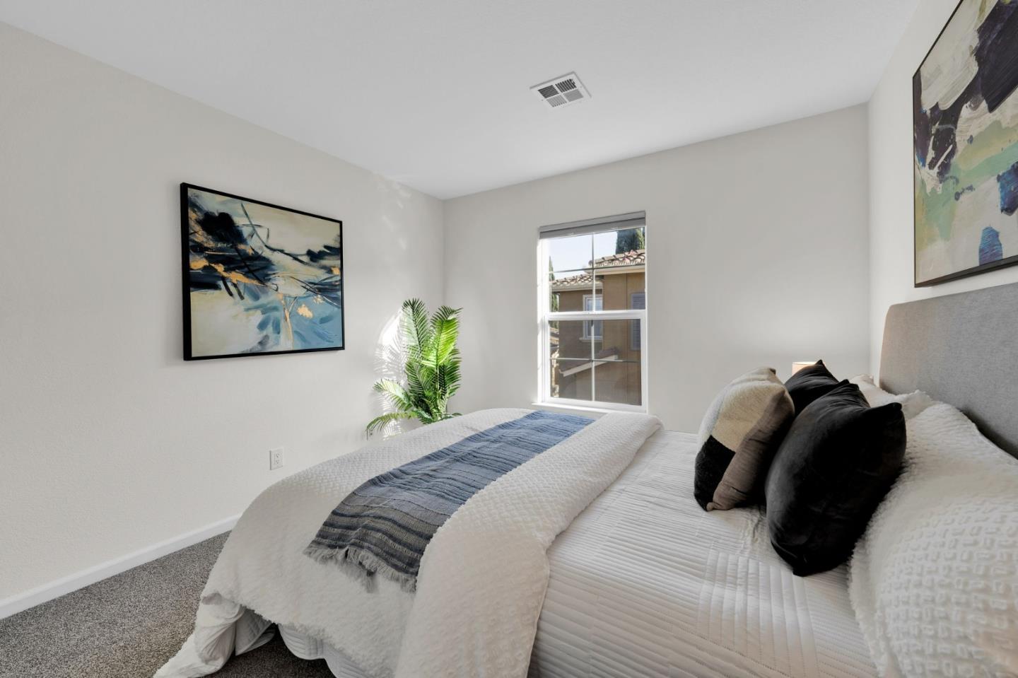 Detail Gallery Image 29 of 66 For 3405 Vittoria Pl #5,  San Jose,  CA 95136 - 3 Beds | 2/1 Baths