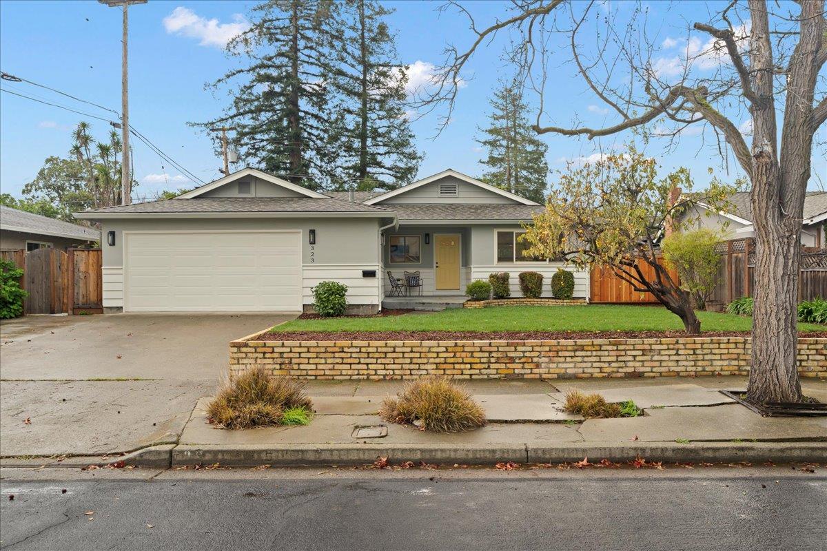 Detail Gallery Image 1 of 1 For 323 Penn Way, Los Gatos,  CA 95032 - 4 Beds | 2 Baths