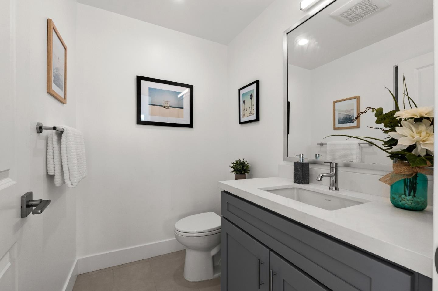 Detail Gallery Image 9 of 35 For 851 B Sierra Vista Ave, Mountain View,  CA 94043 - 4 Beds | 3/1 Baths