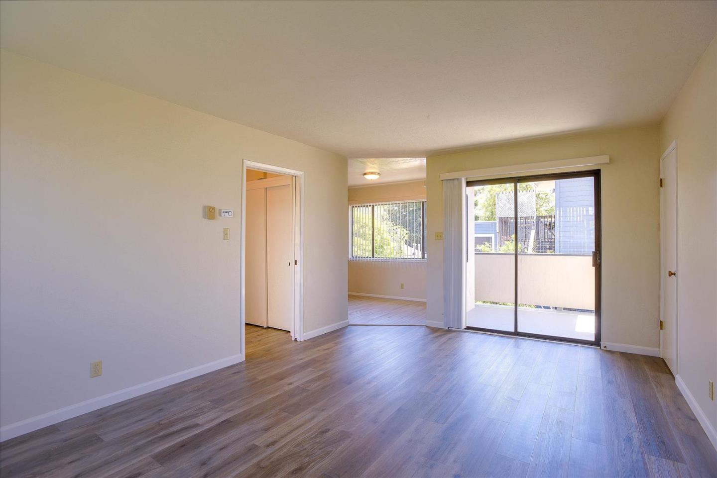Detail Gallery Image 1 of 22 For 230 Villa Ter #4,  San Mateo,  CA 94401 - 1 Beds | 1 Baths