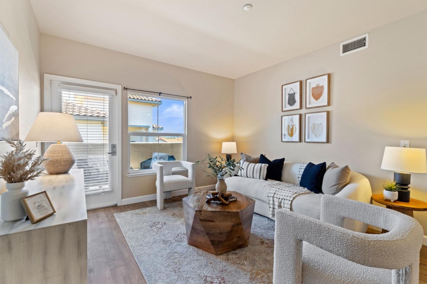 Detail Gallery Image 1 of 22 For 2177 Alum Rock Ave #139,  San Jose,  CA 95116 - 2 Beds | 2 Baths
