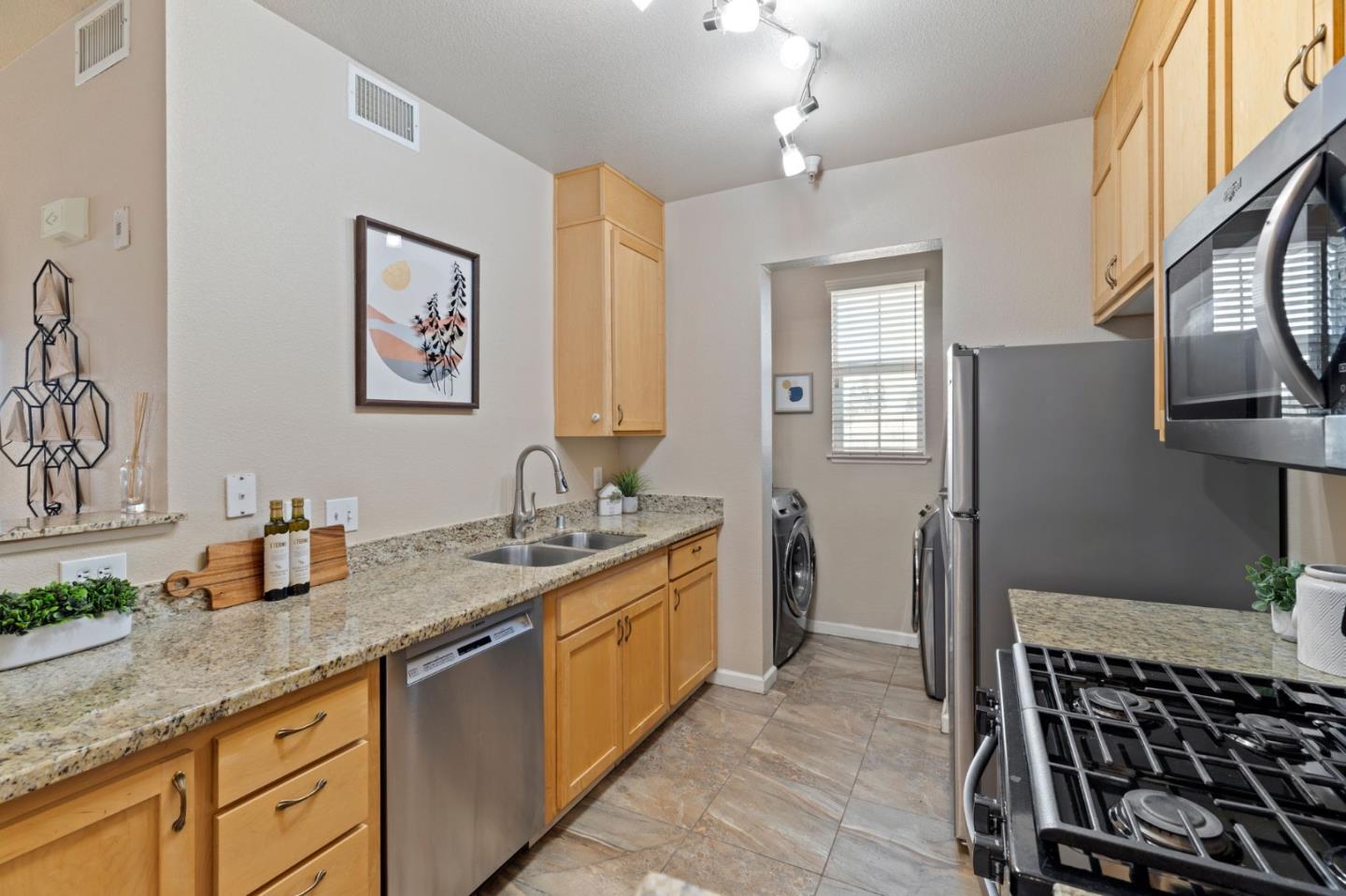 Detail Gallery Image 12 of 22 For 2177 Alum Rock Ave #139,  San Jose,  CA 95116 - 2 Beds | 2 Baths
