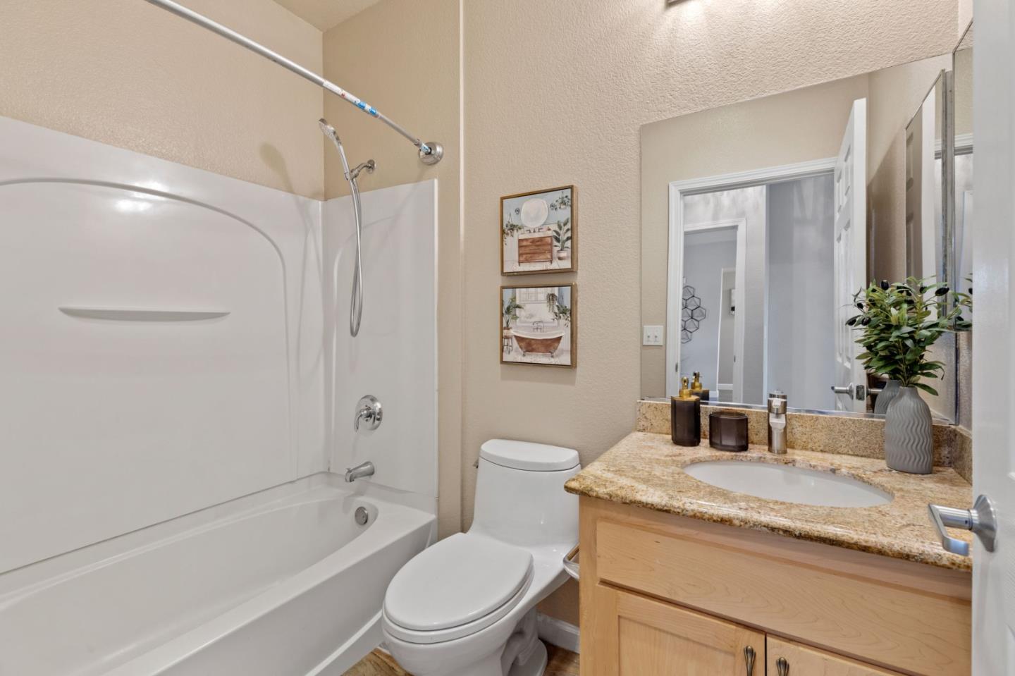 Detail Gallery Image 17 of 22 For 2177 Alum Rock Ave #139,  San Jose,  CA 95116 - 2 Beds | 2 Baths