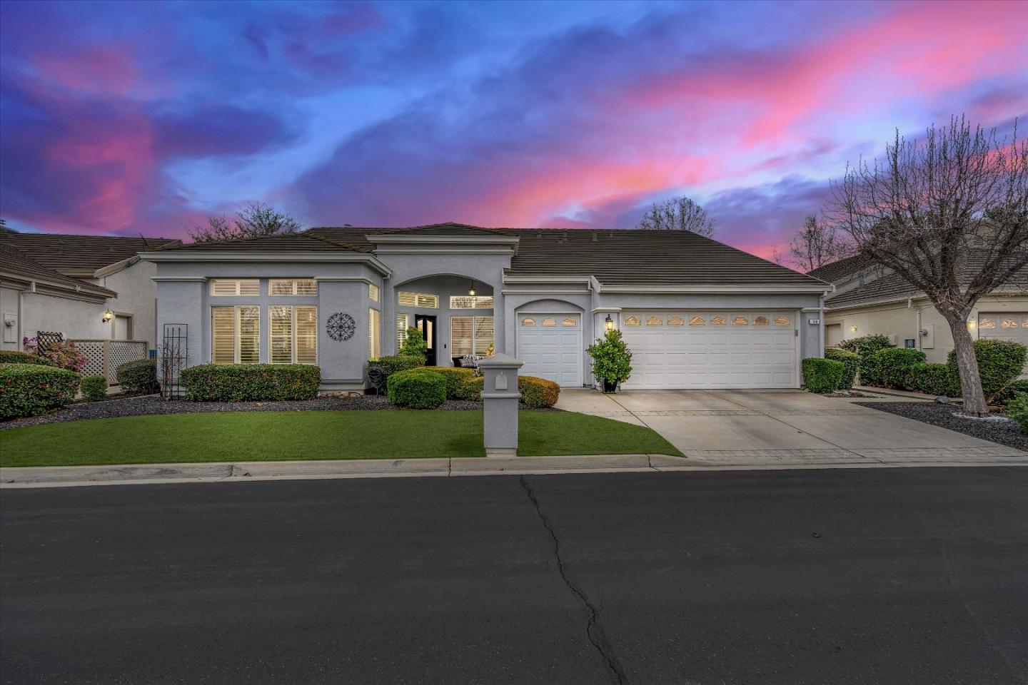 Detail Gallery Image 1 of 1 For 100 Gala Ln, Brentwood,  CA 94513 - 2 Beds | 2/1 Baths