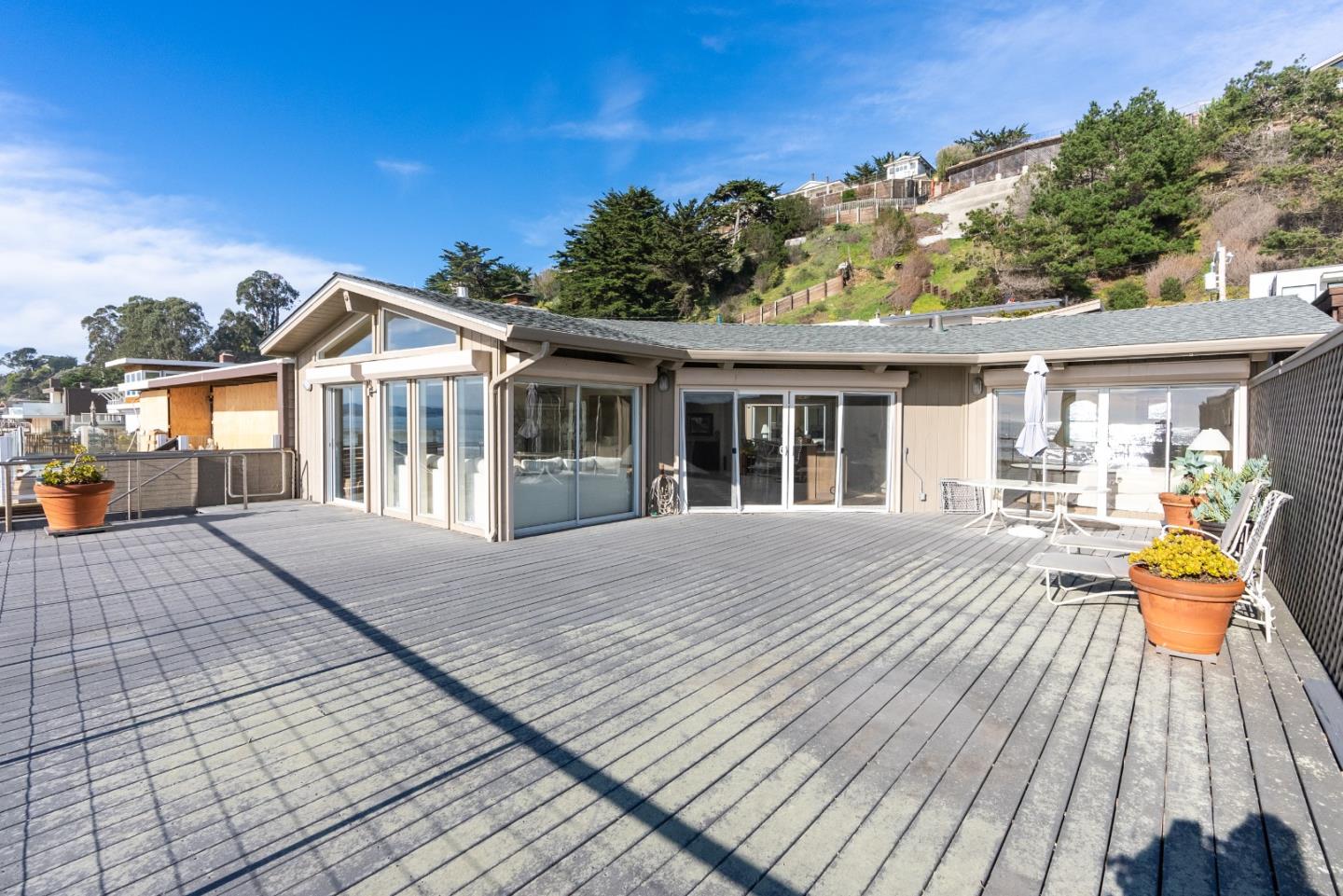 Detail Gallery Image 42 of 49 For 545 Beach Dr, Aptos,  CA 95003 - 5 Beds | 4/1 Baths