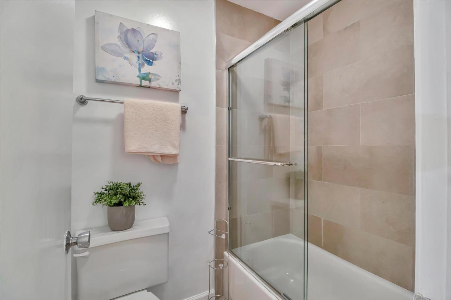 Detail Gallery Image 11 of 19 For 255 S Rengstorff Ave #161,  Mountain View,  CA 94040 - 1 Beds | 1 Baths