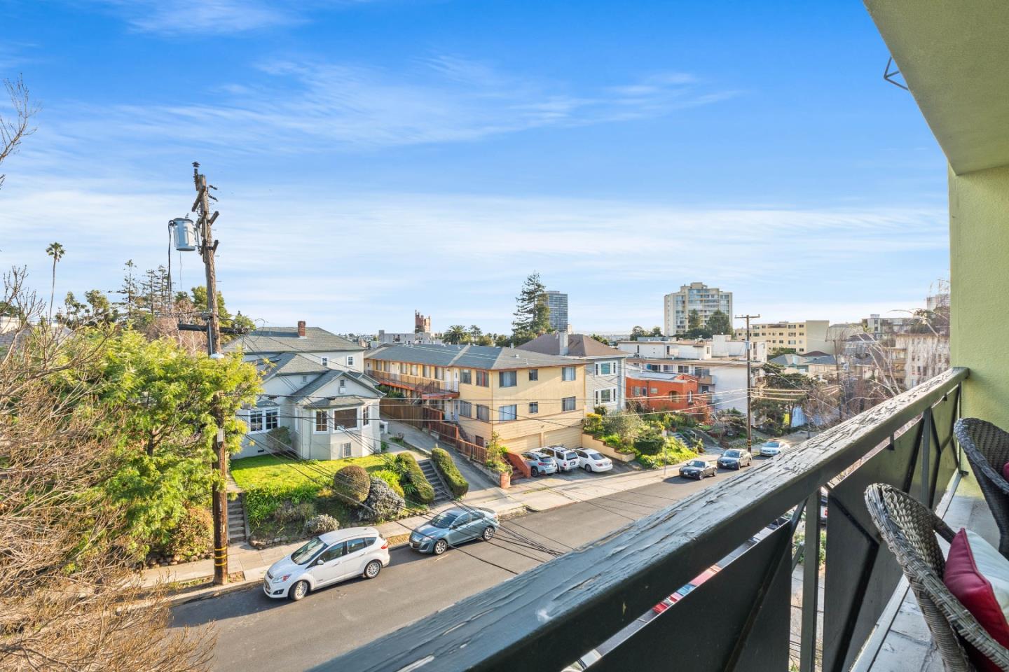 Detail Gallery Image 26 of 27 For 321 Warwick Ave #302,  Oakland,  CA 94610 - 2 Beds | 2 Baths