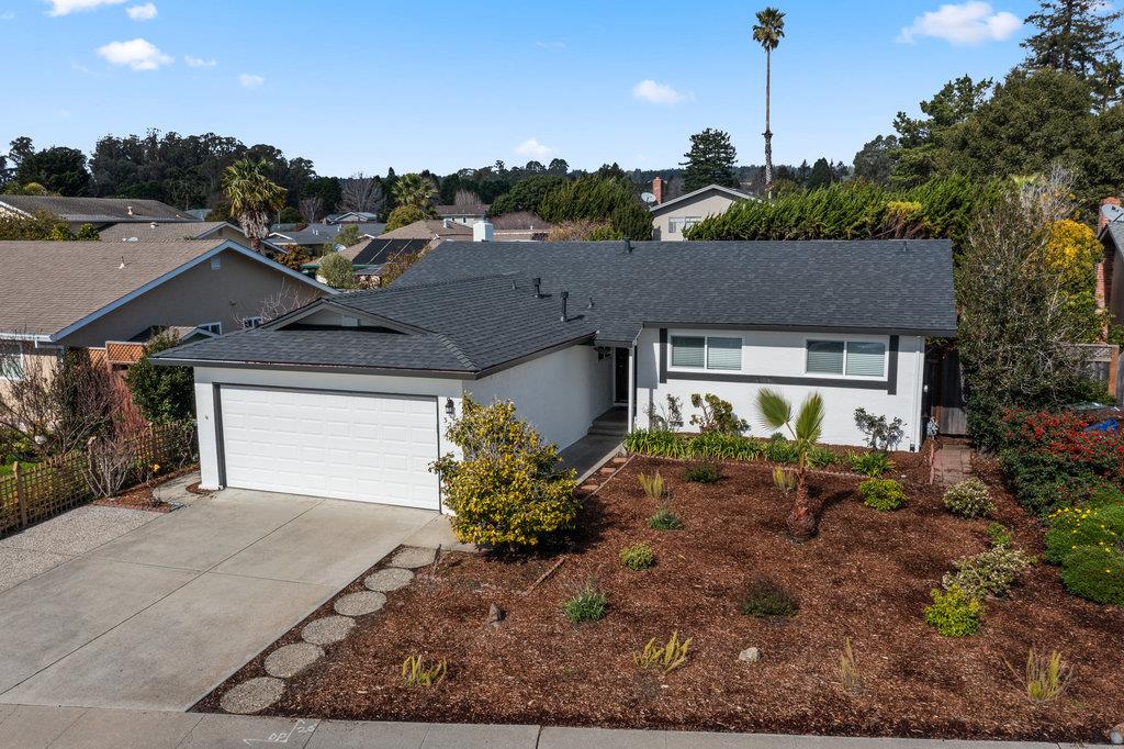 Detail Gallery Image 1 of 1 For 322 Nobel Dr, Santa Cruz,  CA 95060 - 3 Beds | 2 Baths