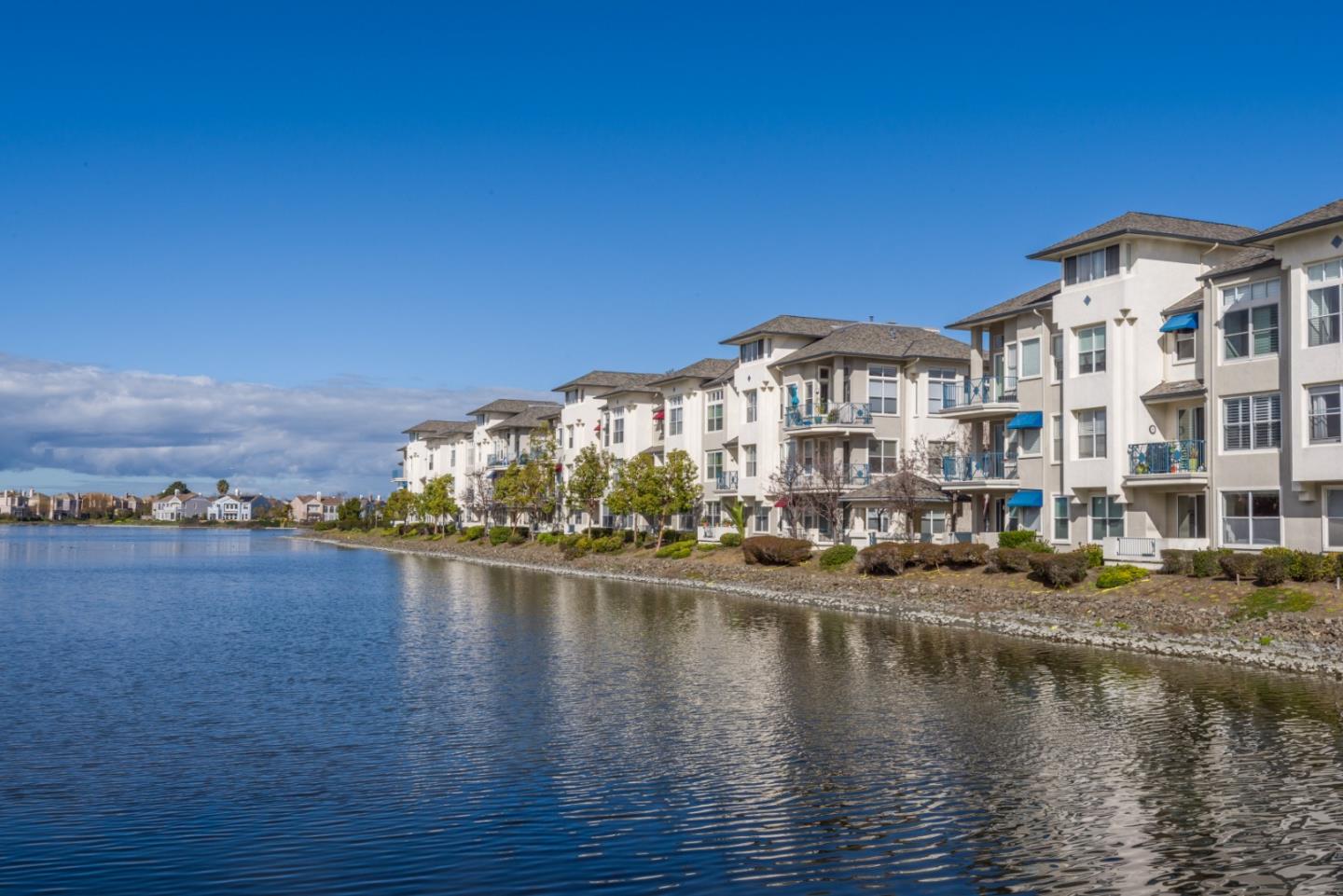 Detail Gallery Image 1 of 1 For 600 Baltic Cir #602,  Redwood Shores,  CA 94065 - 2 Beds | 2 Baths