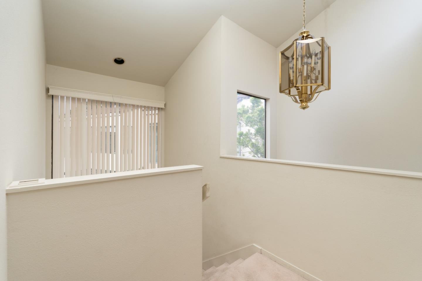 Detail Gallery Image 20 of 32 For 7 via Joaquin #11,  Monterey,  CA 93940 - 2 Beds | 2/1 Baths