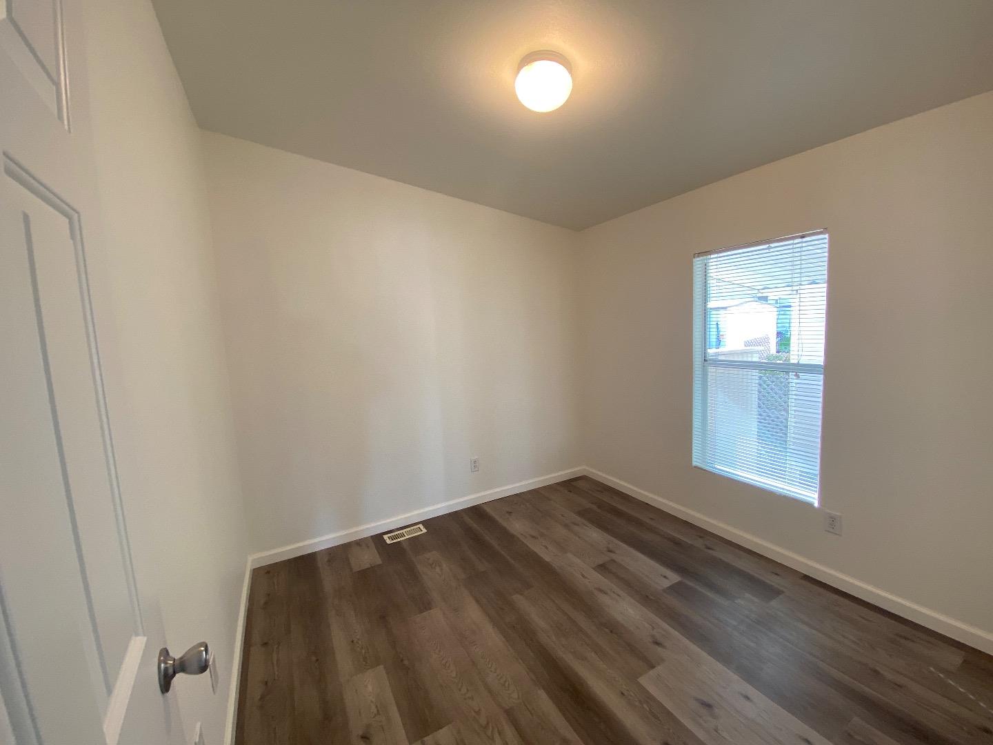 Detail Gallery Image 14 of 36 For 150 Kern St #95,  Salinas,  CA 93901 - 2 Beds | 2 Baths