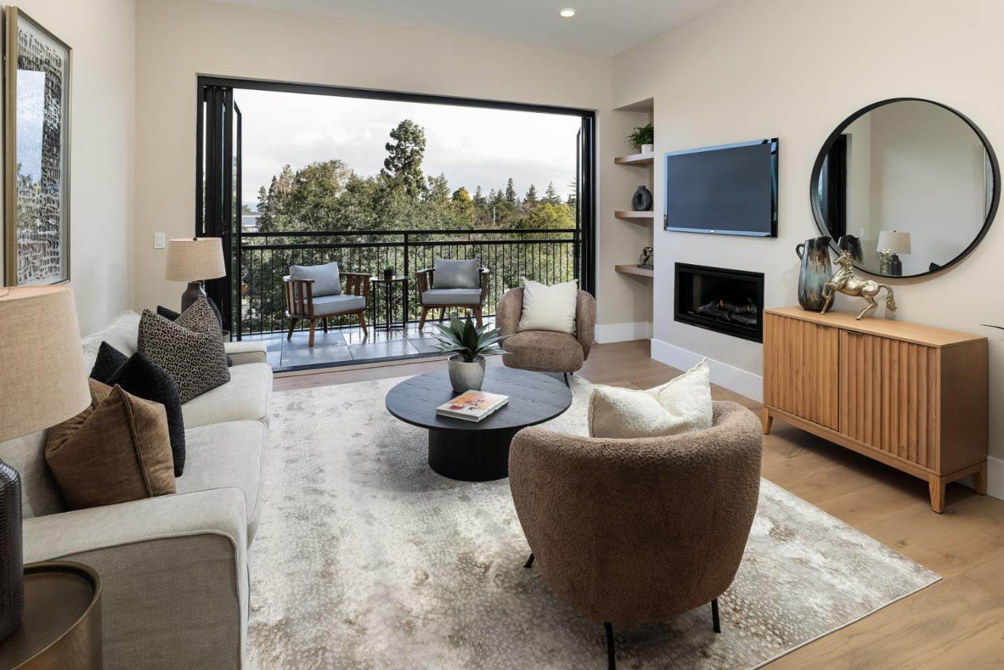 Detail Gallery Image 3 of 48 For 389 First St #34,  Los Altos,  CA 94022 - 3 Beds | 2/1 Baths