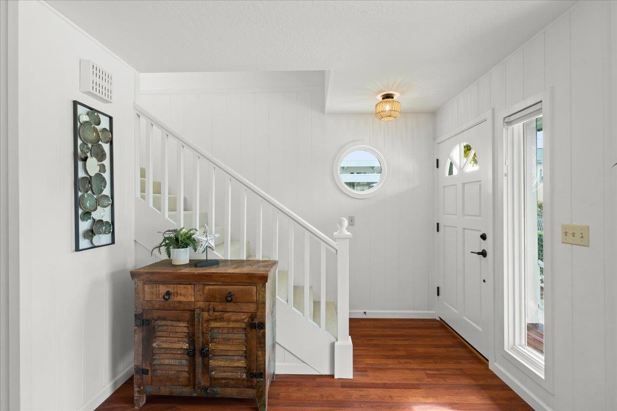 Detail Gallery Image 6 of 39 For 242 2nd Ave, Santa Cruz,  CA 95062 - 3 Beds | 2 Baths