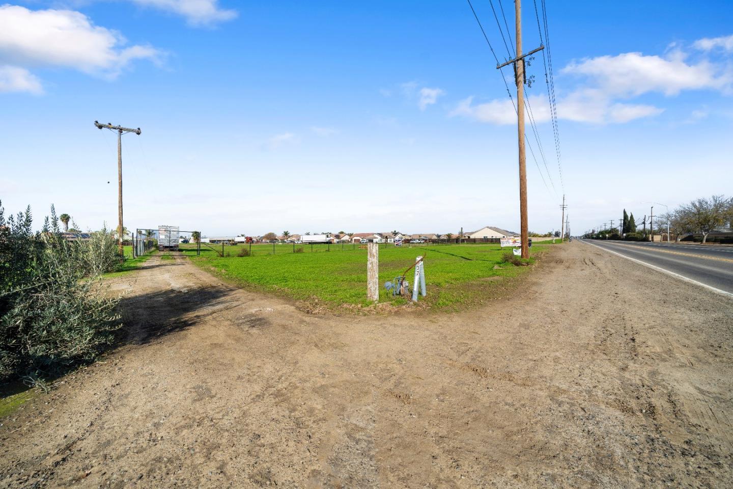 Detail Gallery Image 24 of 25 For 607 N Mercey Springs Rd, Los Banos,  CA 93635 - 2 Beds | 2 Baths