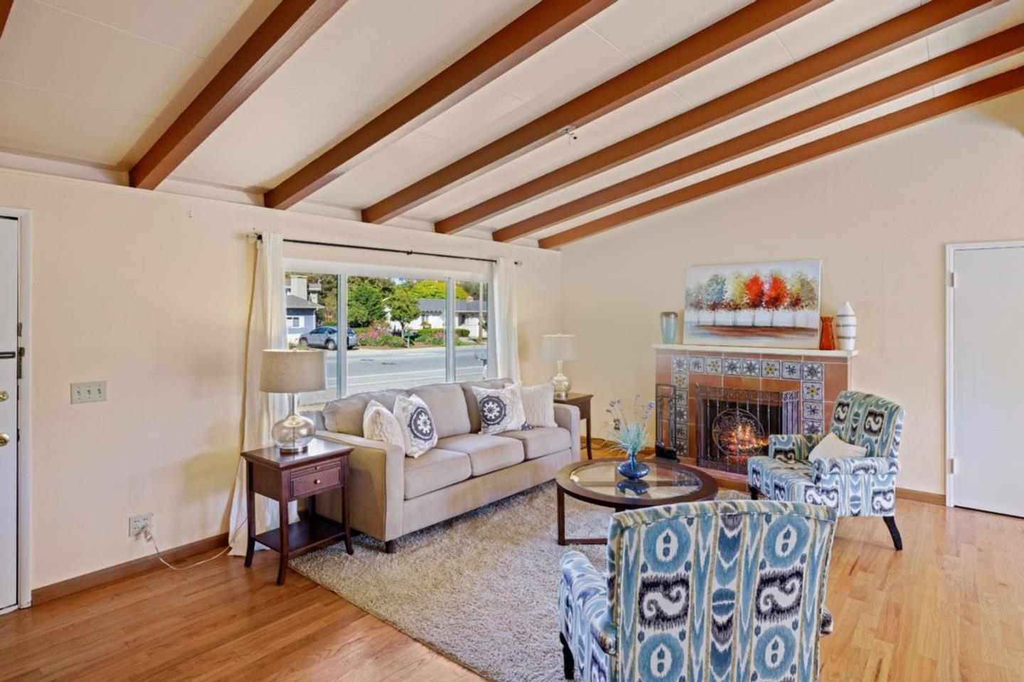 Detail Gallery Image 16 of 25 For 26415 Oliver Rd, Carmel,  CA 93923 - 3 Beds | 2 Baths