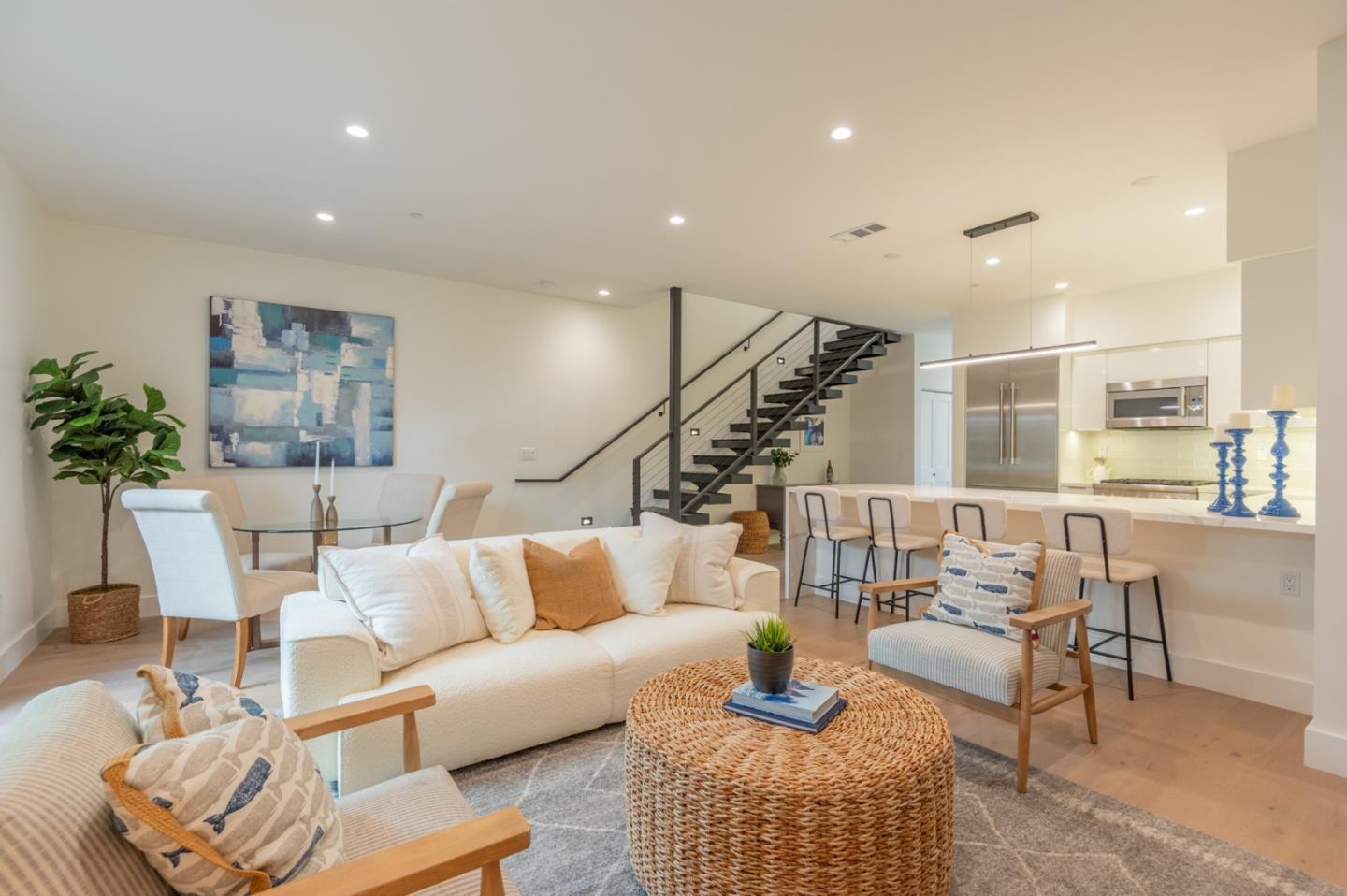 Detail Gallery Image 1 of 1 For 457 Wave St #3,  Monterey,  CA 93940 - 3 Beds | 2 Baths
