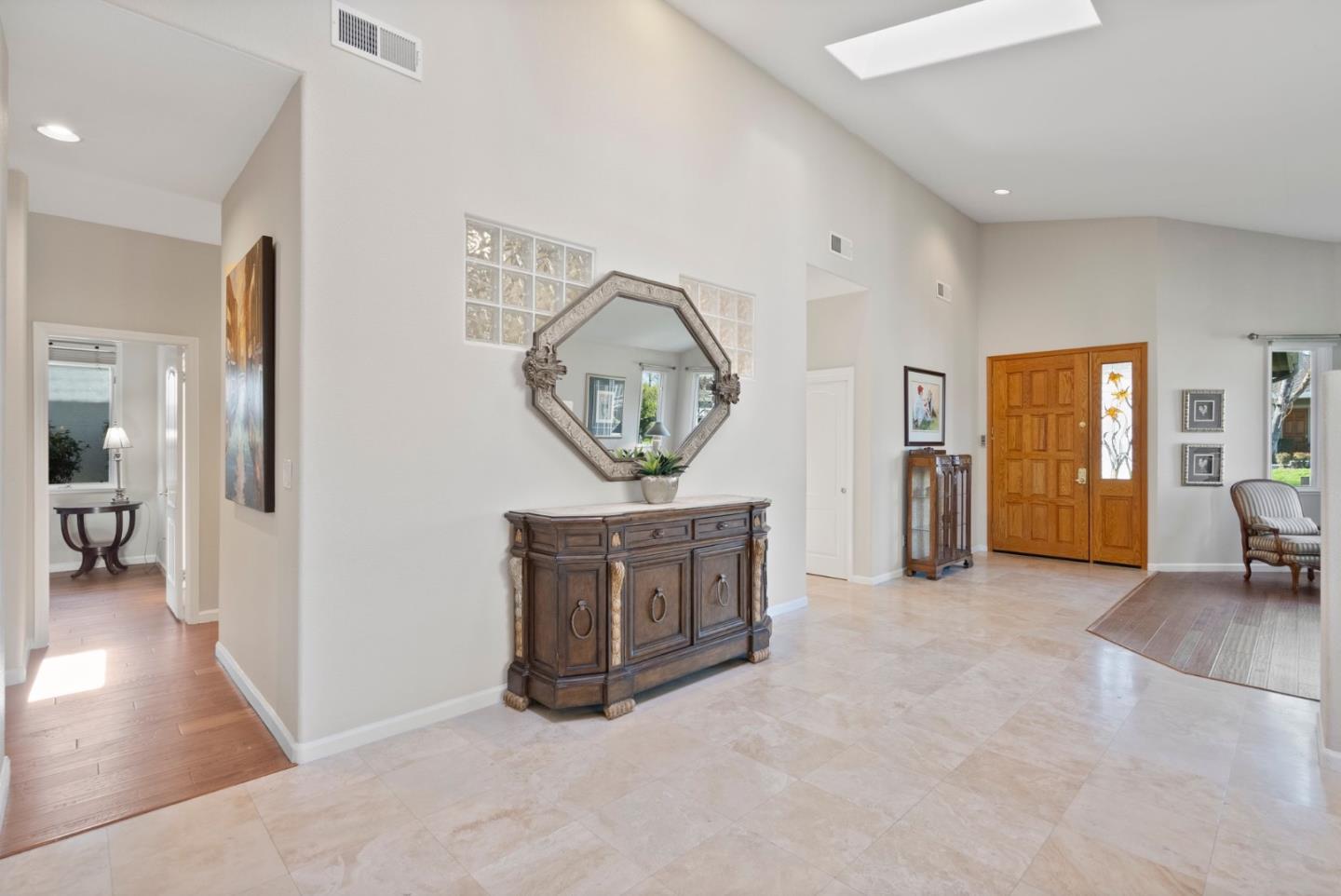 Detail Gallery Image 13 of 43 For 7952 Spyglass Ct, Pleasanton,  CA 94588 - 3 Beds | 2/1 Baths