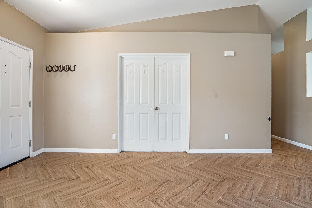 Detail Gallery Image 11 of 50 For 2130 Pecan Ct, Hollister,  CA 95023 - 4 Beds | 2 Baths