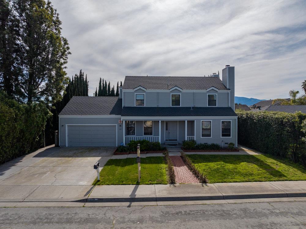 Photo of 1571 Hall Ave in Hollister, CA