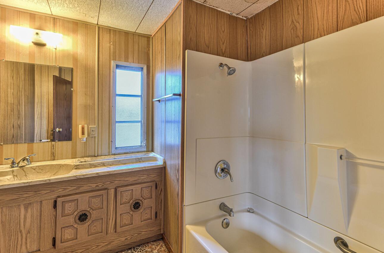 Detail Gallery Image 13 of 38 For 150 Kern St #93,  Salinas,  CA 93905 - 2 Beds | 2 Baths