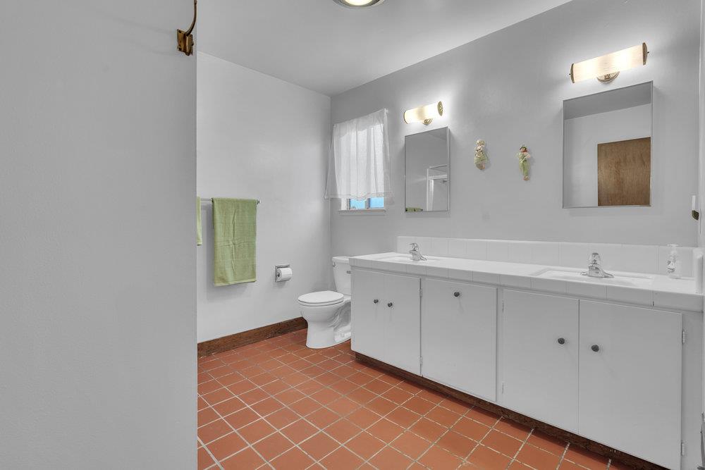 Detail Gallery Image 21 of 39 For 38 Church St, San Juan Bautista,  CA 95045 - 4 Beds | 2/1 Baths