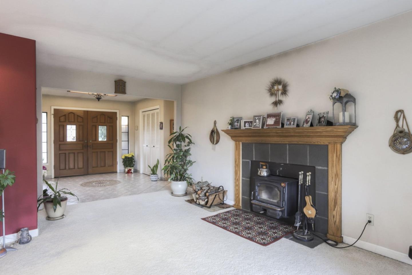 Detail Gallery Image 7 of 45 For 19300 Eden Ct, Salinas,  CA 93907 - 4 Beds | 3/2 Baths