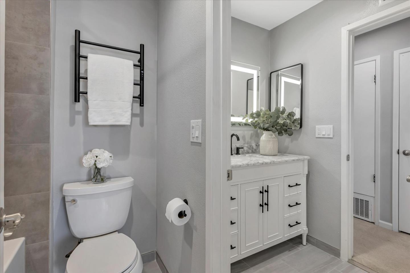 Detail Gallery Image 19 of 36 For 2370 Shoreside Ct, Santa Clara,  CA 95054 - 2 Beds | 1/1 Baths