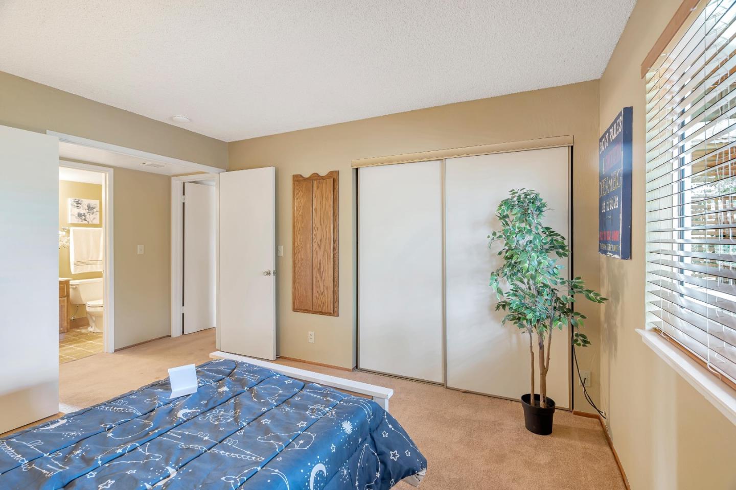 Detail Gallery Image 19 of 38 For 16965 Susan Ct, Morgan Hill,  CA 95037 - 2 Beds | 2/1 Baths