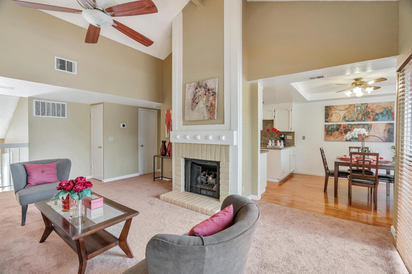 Detail Gallery Image 7 of 38 For 16965 Susan Ct, Morgan Hill,  CA 95037 - 2 Beds | 2/1 Baths
