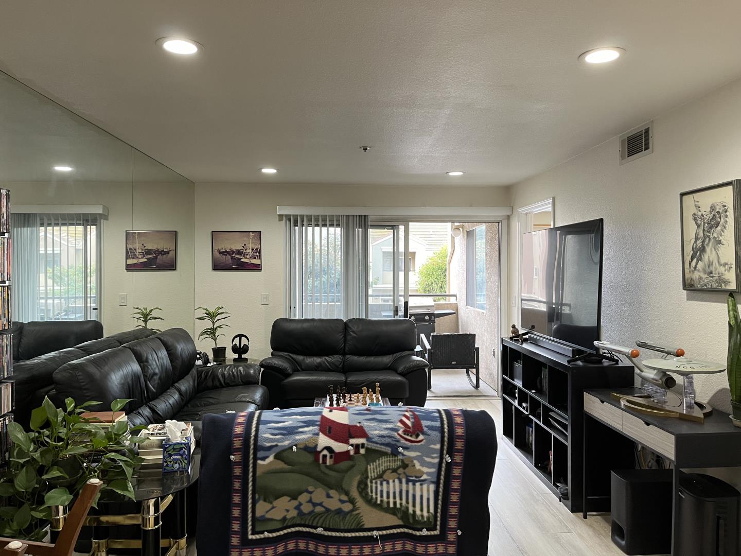 Detail Gallery Image 4 of 40 For 118 Morning Star Dr, San Jose,  CA 95131 - 2 Beds | 2 Baths