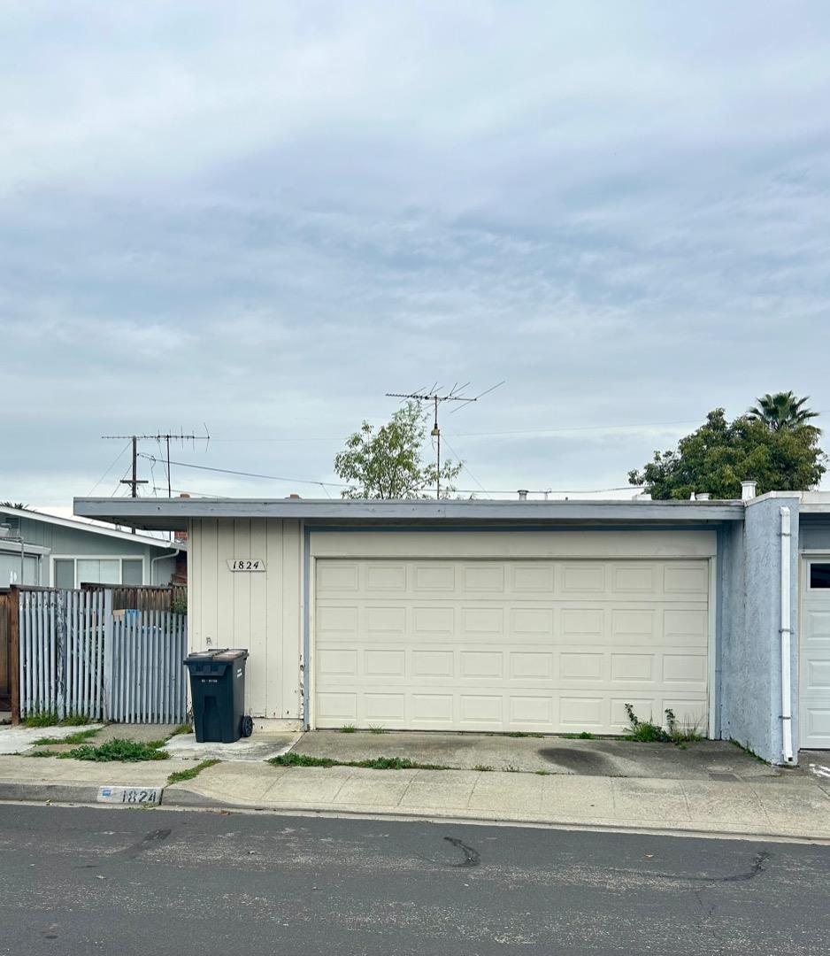 1824 Forest Ct, Milpitas, CA 95035