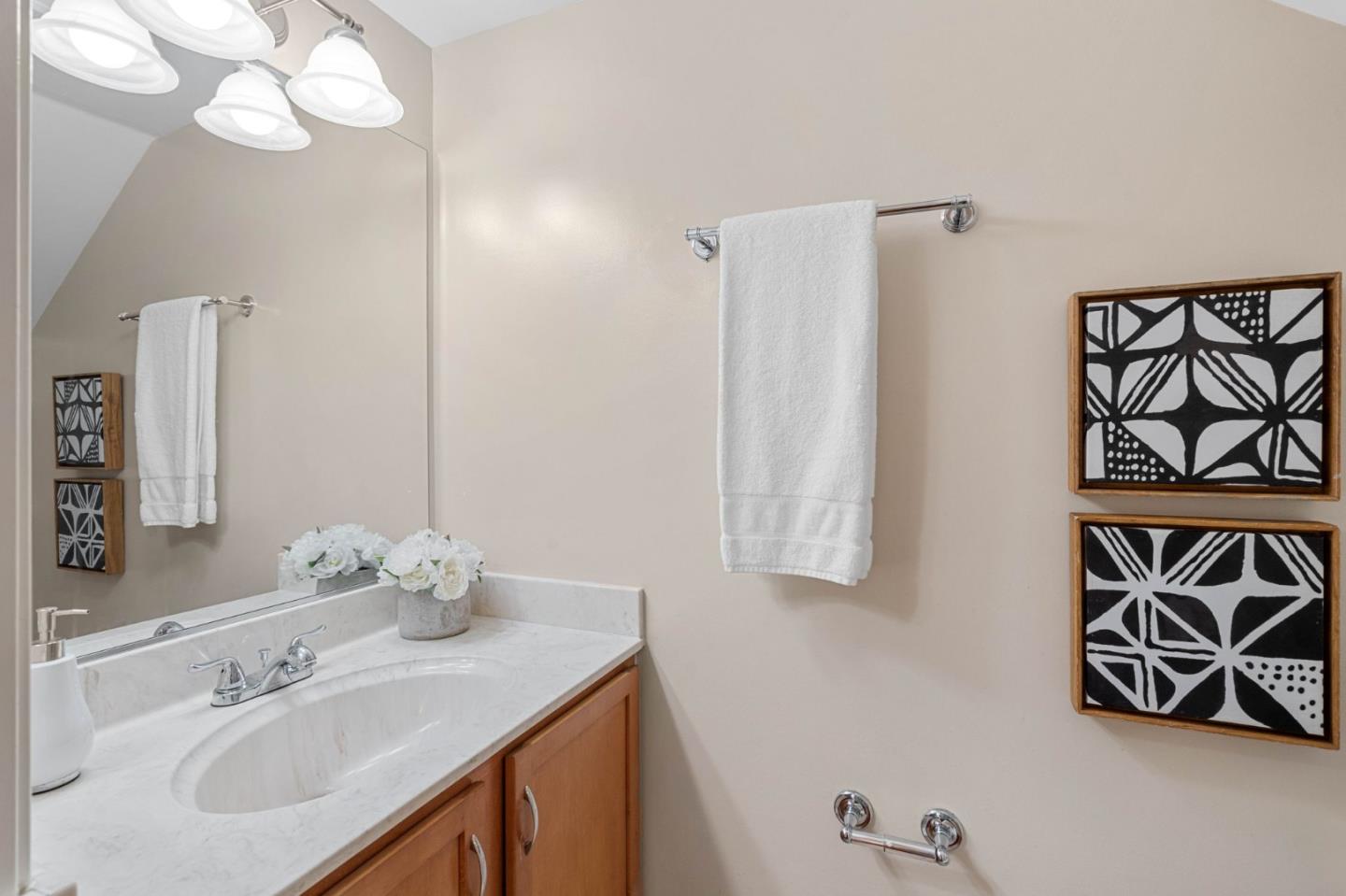 Detail Gallery Image 26 of 29 For 108 Balbach St #13,  San Jose,  CA 95110 - 3 Beds | 2/1 Baths