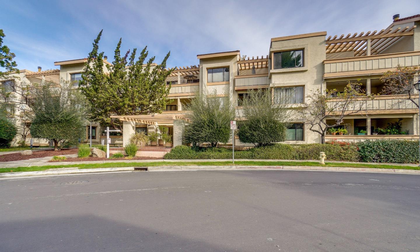 Detail Gallery Image 1 of 1 For 440 Cesano Ct #205,  Palo Alto,  CA 94306 - 2 Beds | 2 Baths