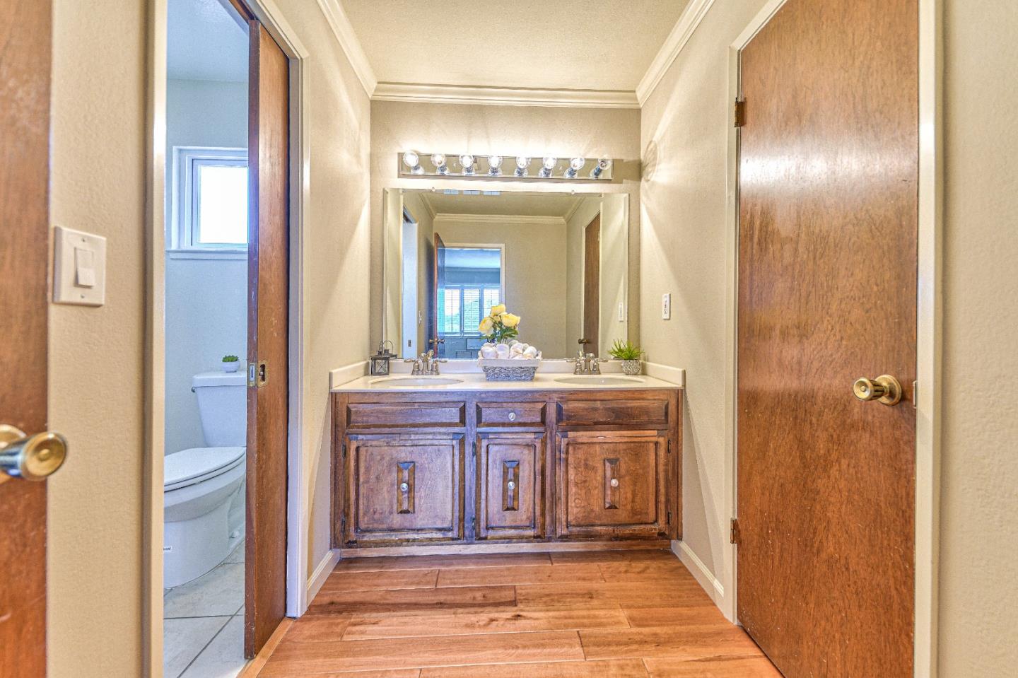 Detail Gallery Image 24 of 37 For 1141 Greenwood Pl, Salinas,  CA 93901 - 4 Beds | 2/1 Baths