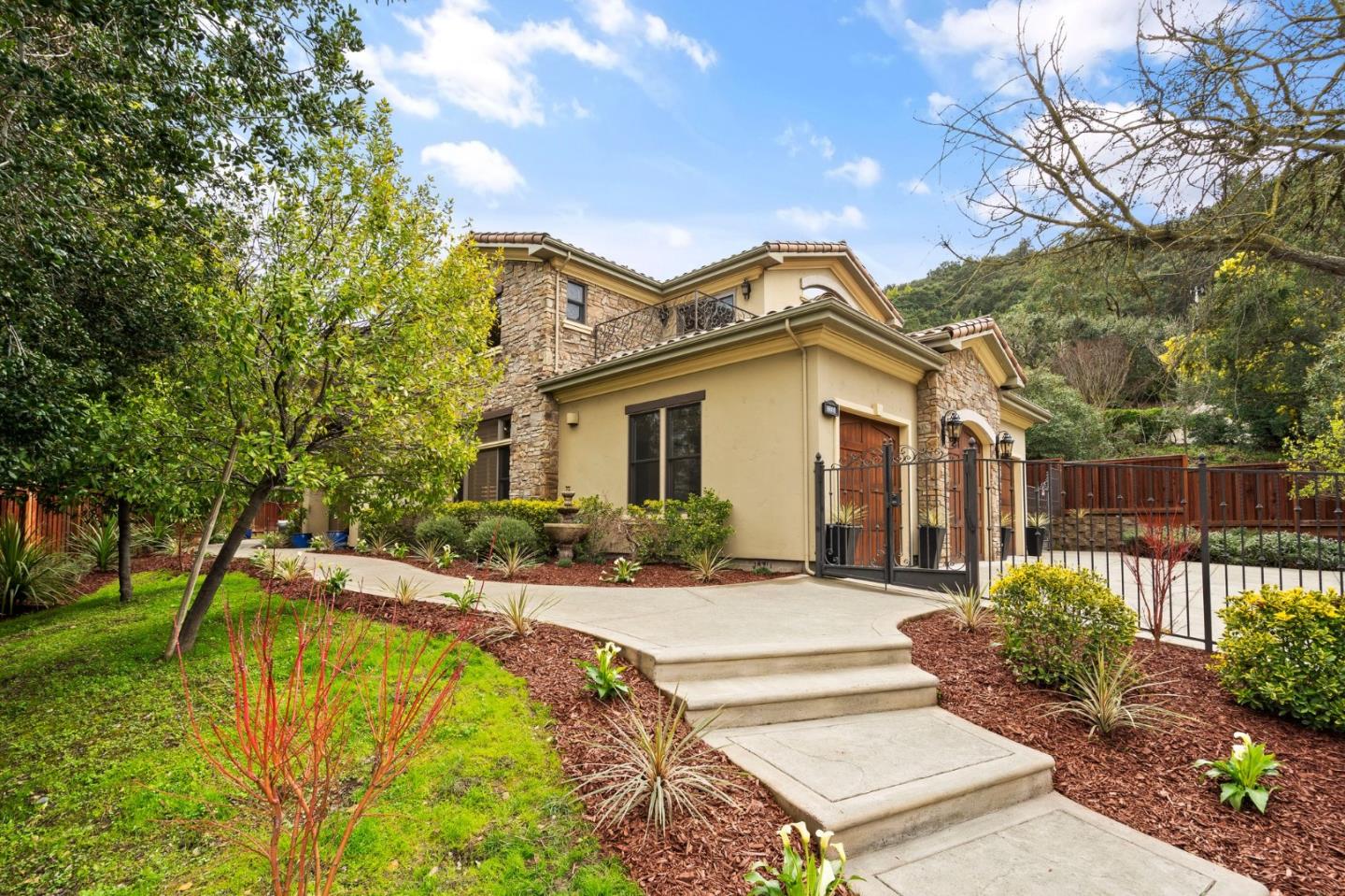 Detail Gallery Image 1 of 1 For 16010 Camino Del Cerro, Los Gatos,  CA 95032 - 5 Beds | 6 Baths