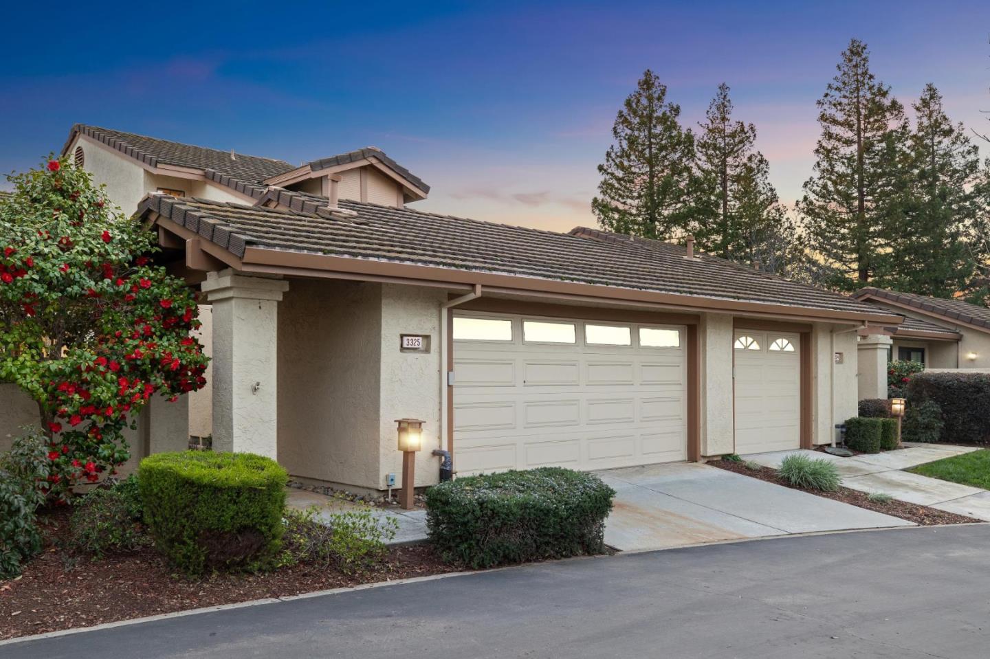 Detail Gallery Image 1 of 1 For 3325 Lake Albano Cir, San Jose,  CA 95135 - 2 Beds | 2/1 Baths