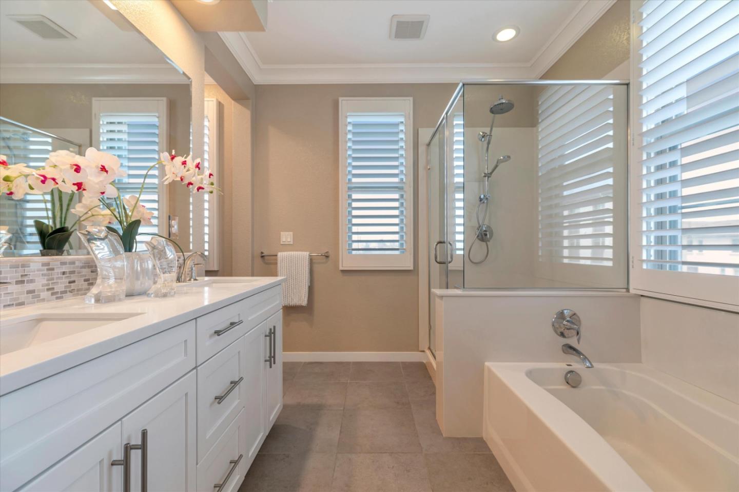 Detail Gallery Image 39 of 56 For 1002 Foxglove Pl, San Jose,  CA 95131 - 4 Beds | 3/1 Baths